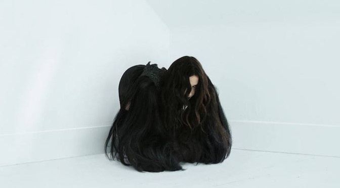 NEW DISC REVIEW + INTERVIEW 【CHELSEA WOLFE : HISS SPUN】